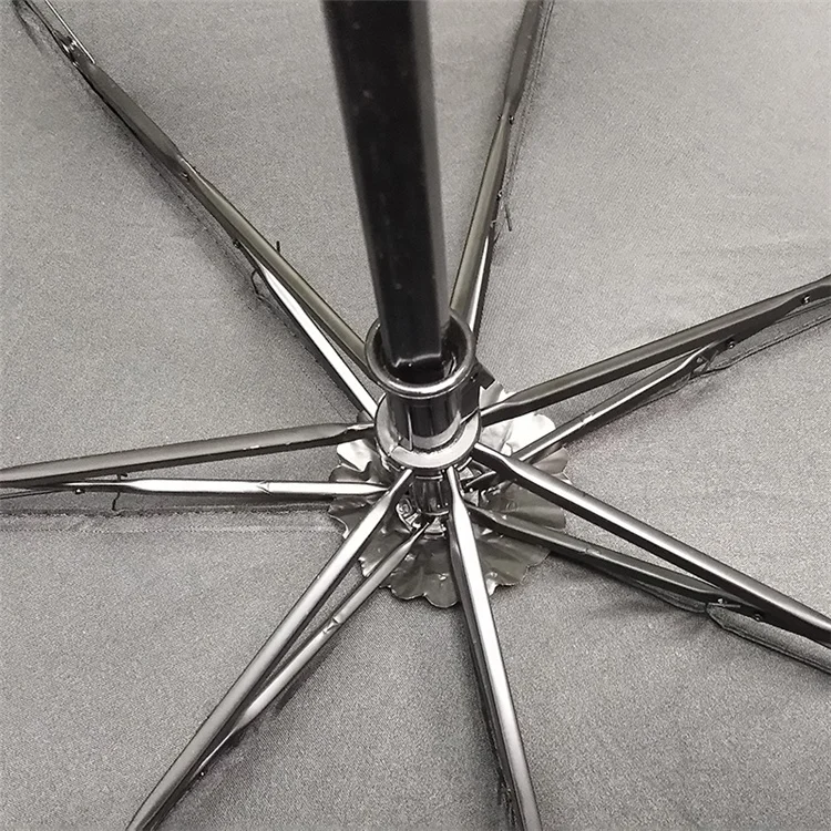 Inverted Umbrella Manual Open Polyester Three folding Umbrella With Logo Prints