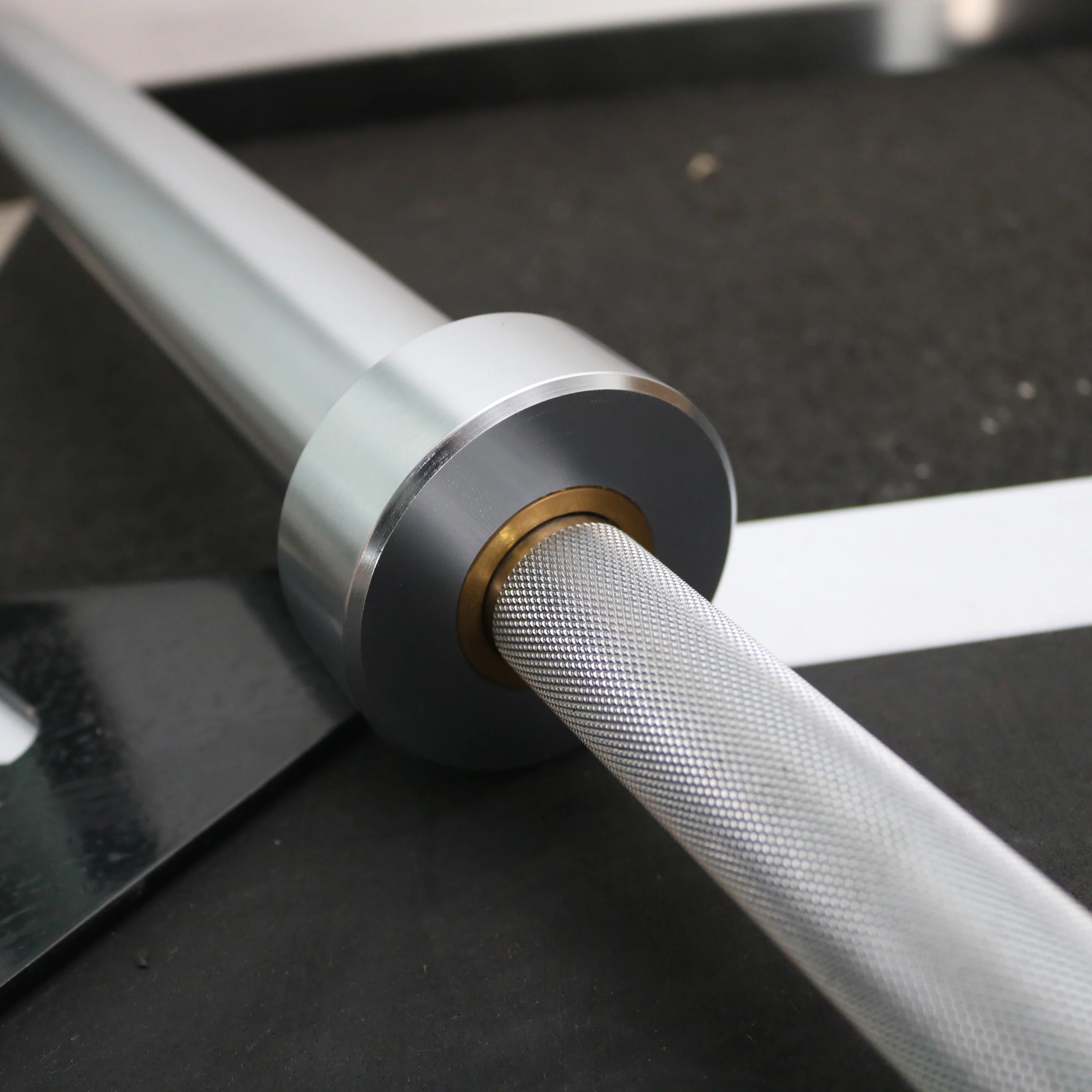 Fitness Equipment Training Competition Weight Lifting 20kg Regular Barbell Bar