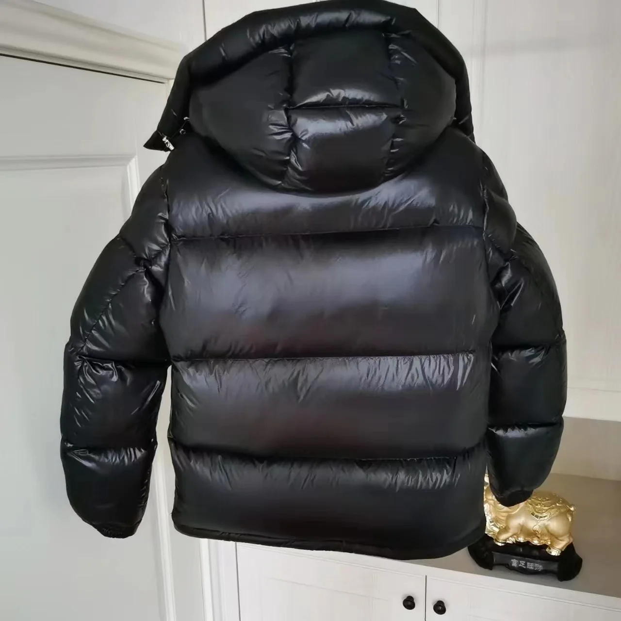 Cheap Light Warm Coats Custom Logo Nylon Black Hooded Winter Filled Down Puffer