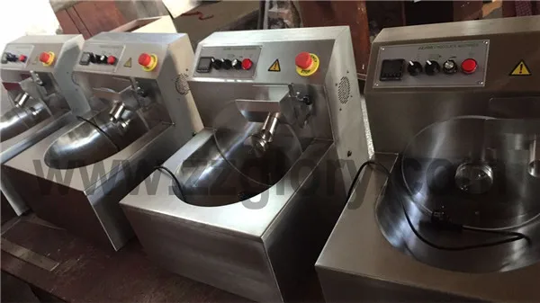 5% discount temperature control electric 8kg small chocolate bar machine with Omron motor