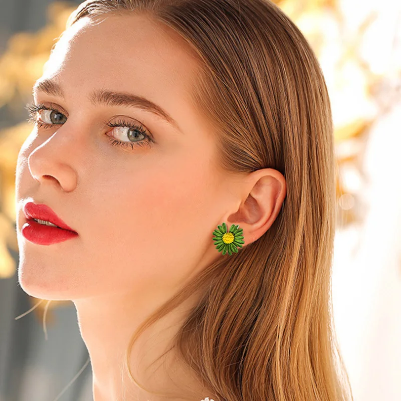 
MuXi 2021 New style multicolor fashion small daisy sweet earrings small flowers popular earrings 