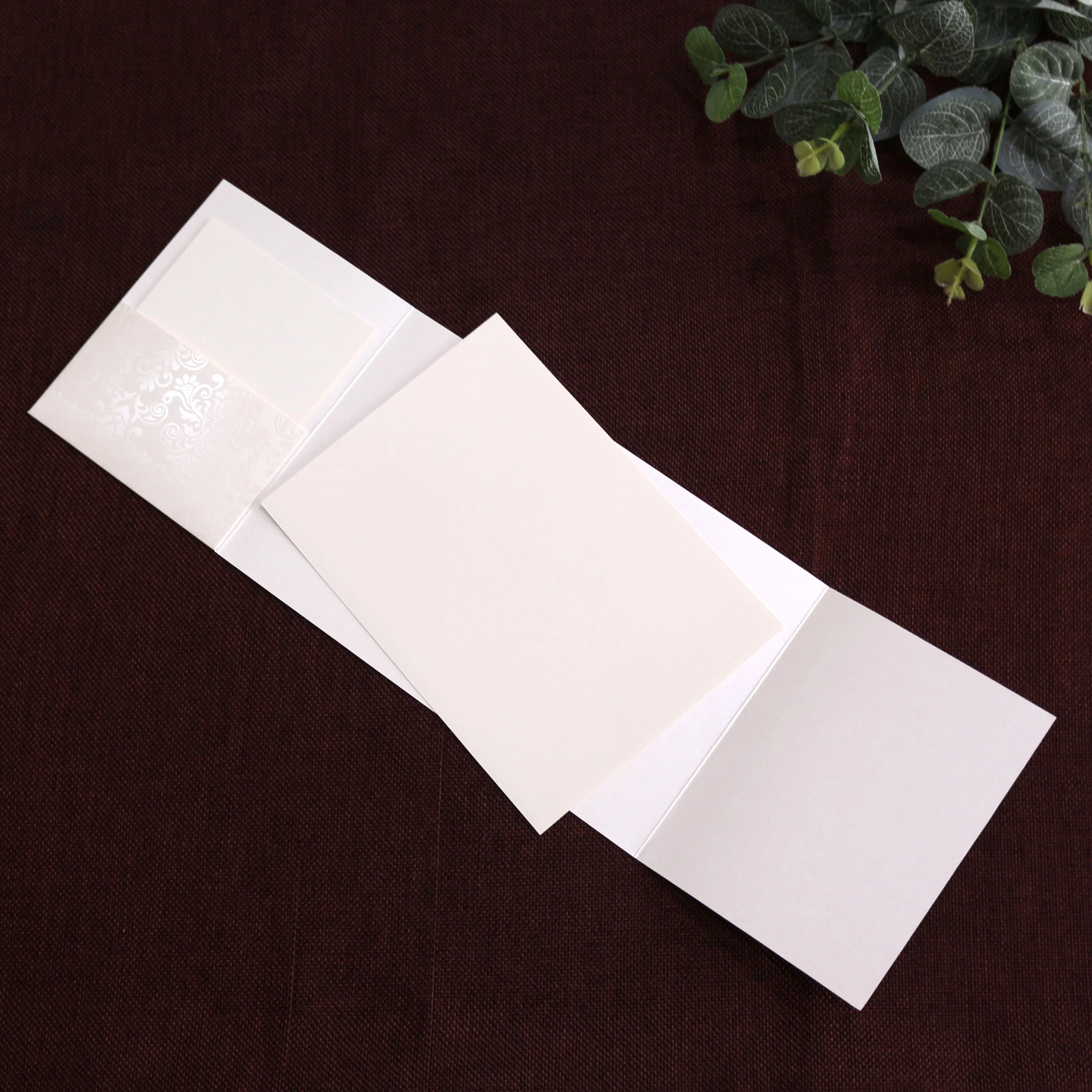 Pocket Shape Powder Decorated Luxurious  Wedding Invitation Cards