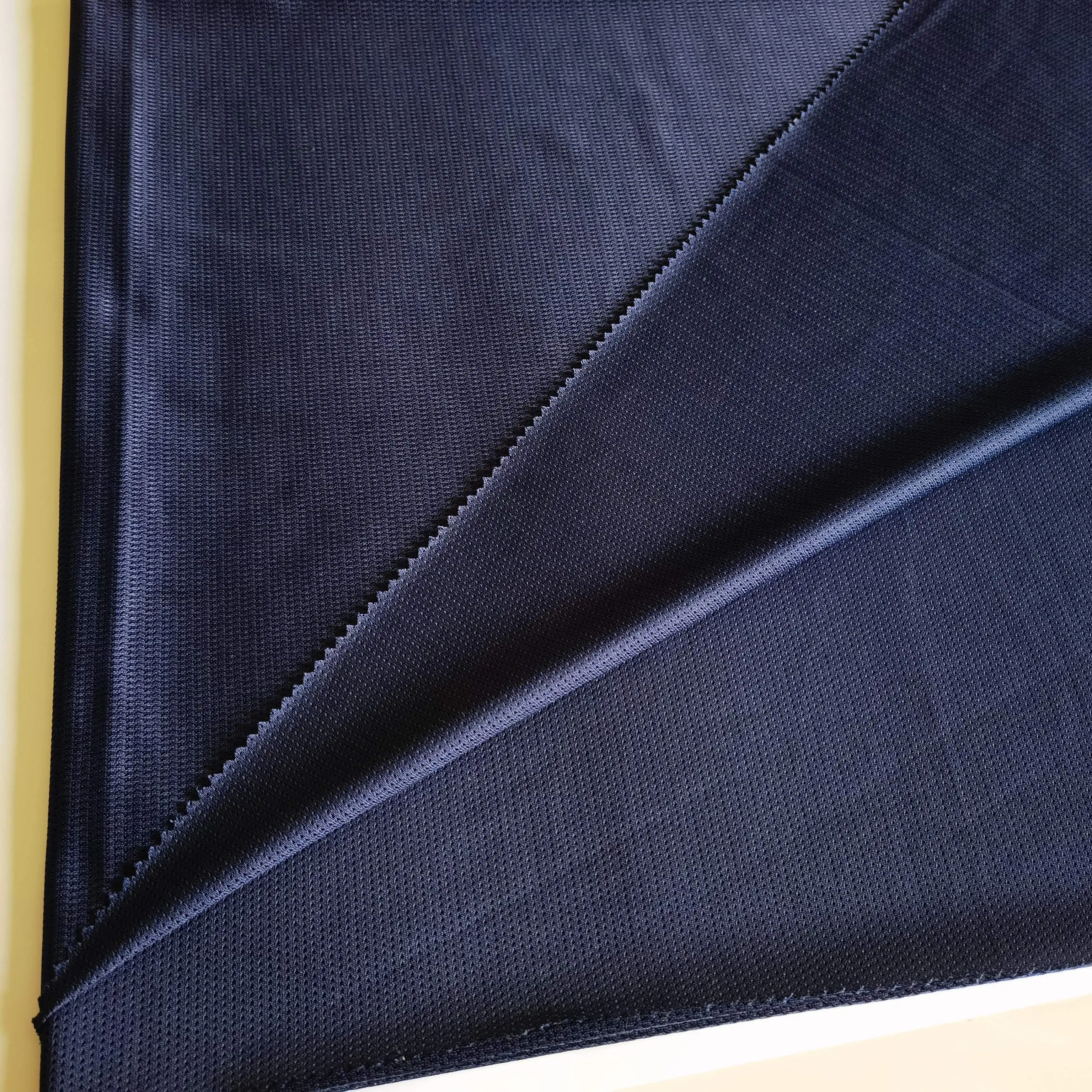 130GSM high quality 100% polyester knitting mesh fabric wholesale lining for clothing fabric