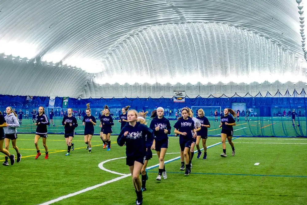 
2021 Inflatable Football Dome Inflatable customer sized 150m wide Football Tent Football Field Cover 