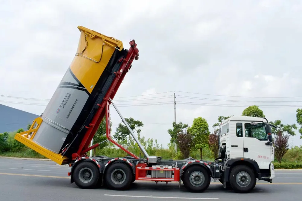 Sinotruk 340HP 8X4 Dump waste container for hydraulic arm roll garbage truck