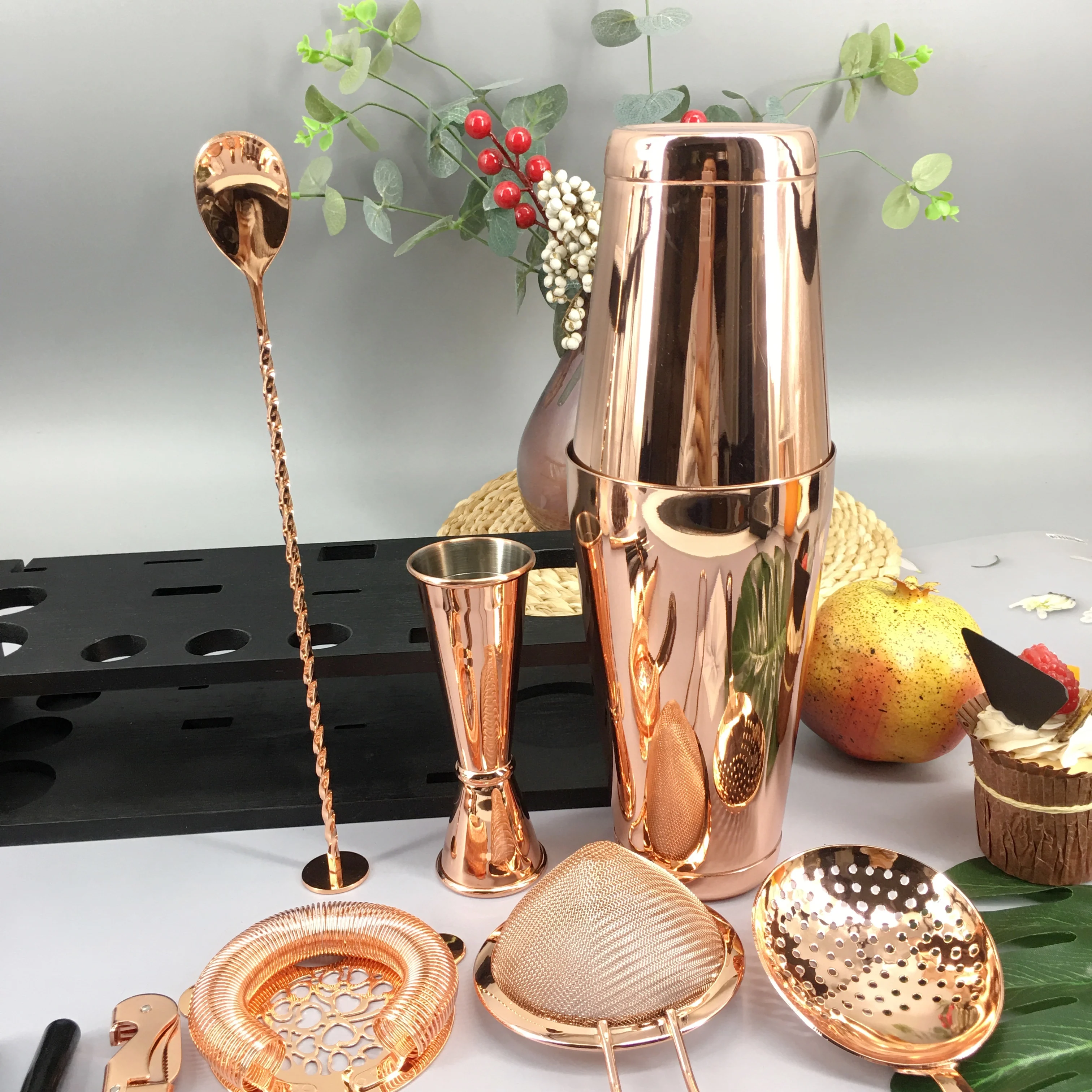 Топ продаж на Amazon, набор Бостонского коктейльного шейкера объемом 750 мл, бамбуковая подставка, ситечко в форме сердца, набор из 14 коктейльных шейкеров из нержавеющей стали