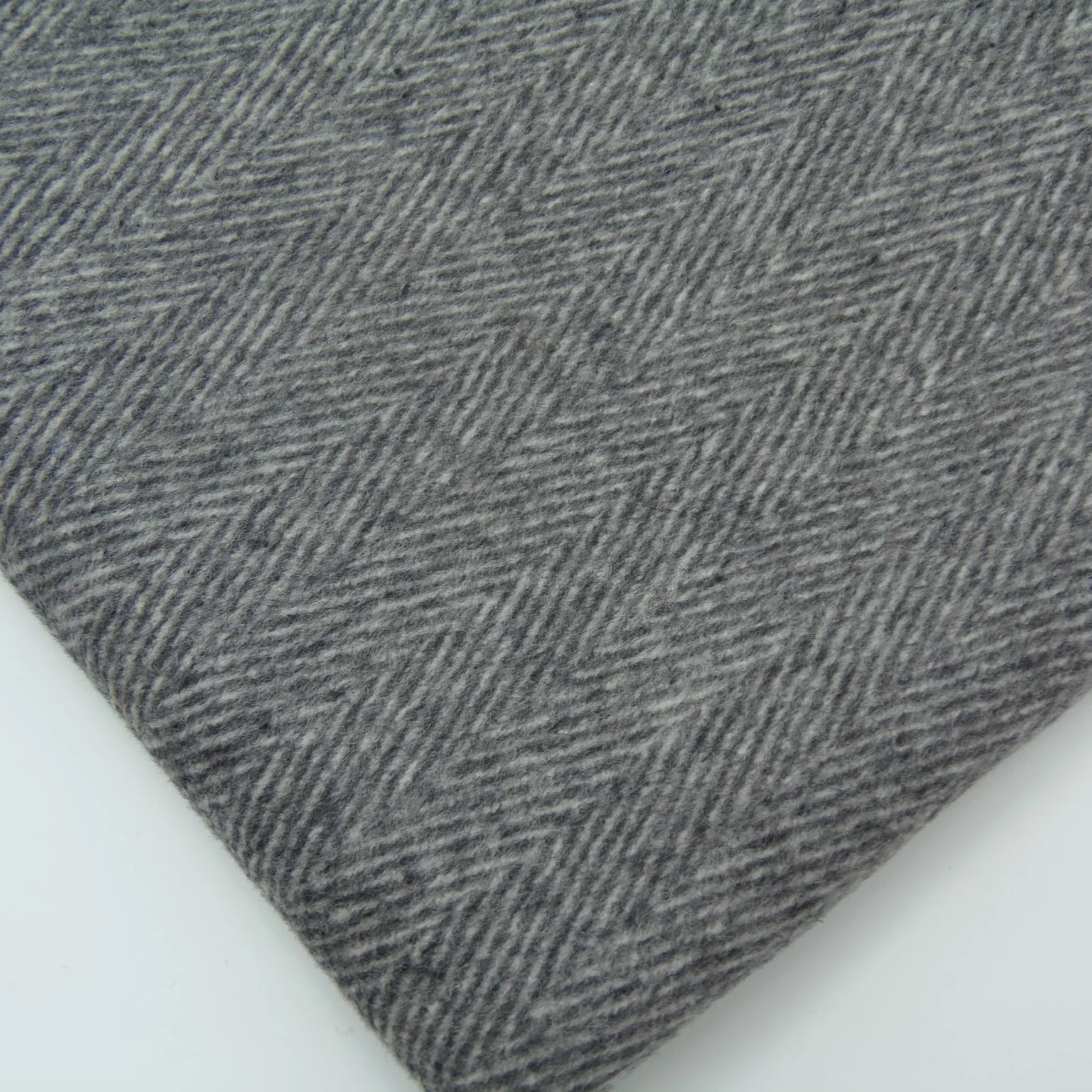 Мужская шерстяная ткань с рисунком альпака в елочку, полушерстяная шерстяная ткань с зигзагообразным покрытием, шерстяная ткань, флис с покрытием для костюма