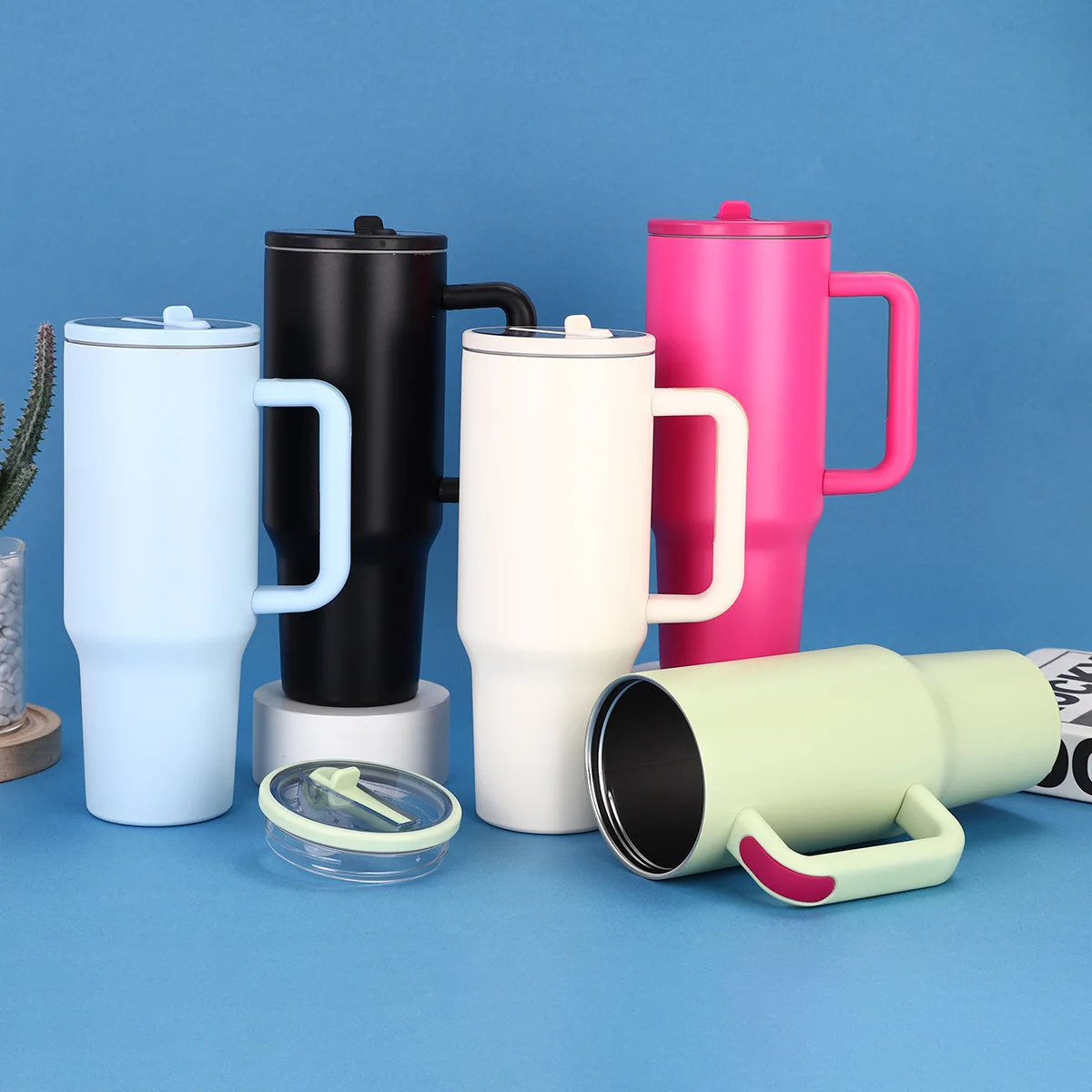 2024 Hot Sale Insulated Vacuum Customize Colorful Double Wall Water Bottle Leakproof 40oz Tumbler Cup With Straw& 2 in 1 Lid