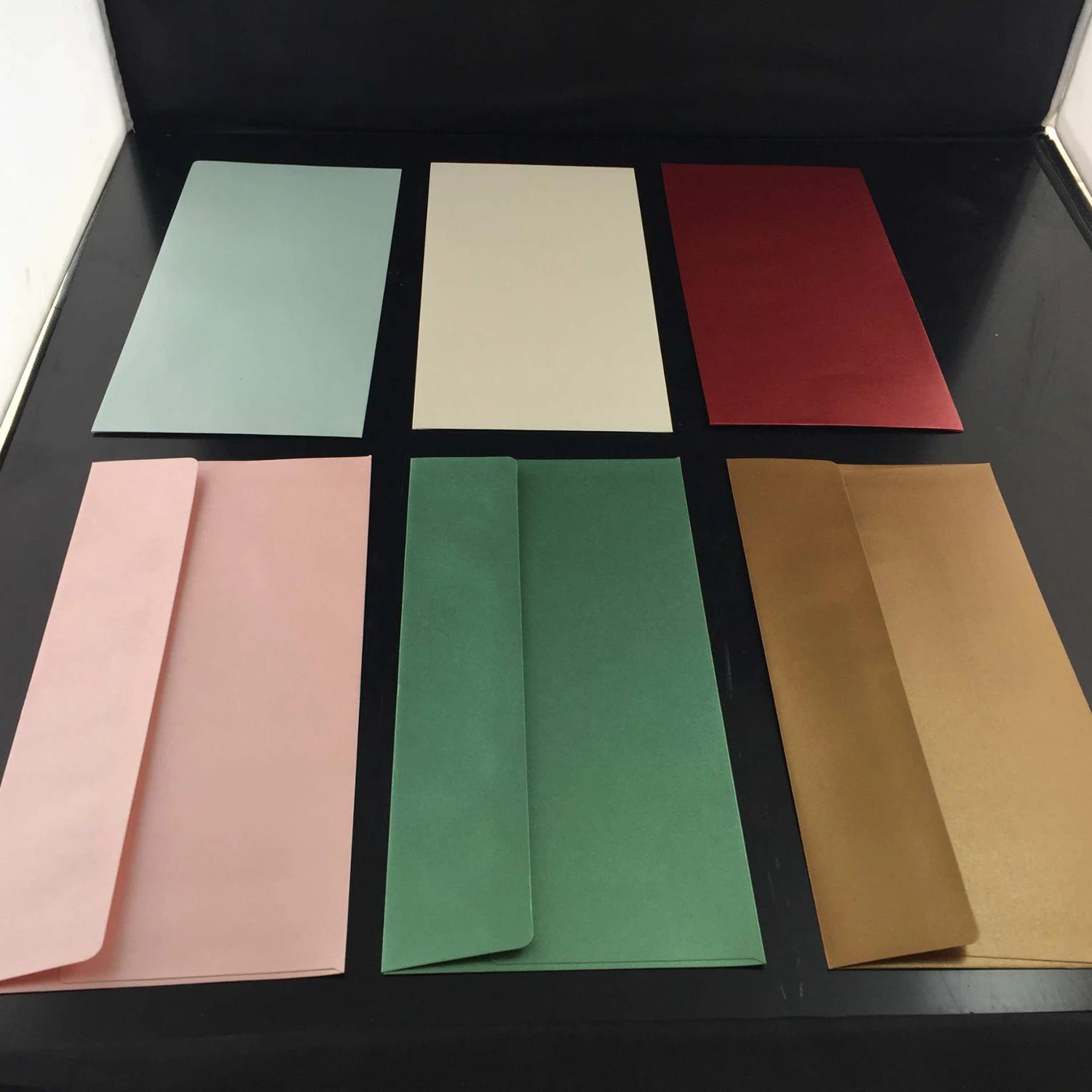 Metallized Embossed Paper Envelope for gift and invitation 11 x 22cm DL size