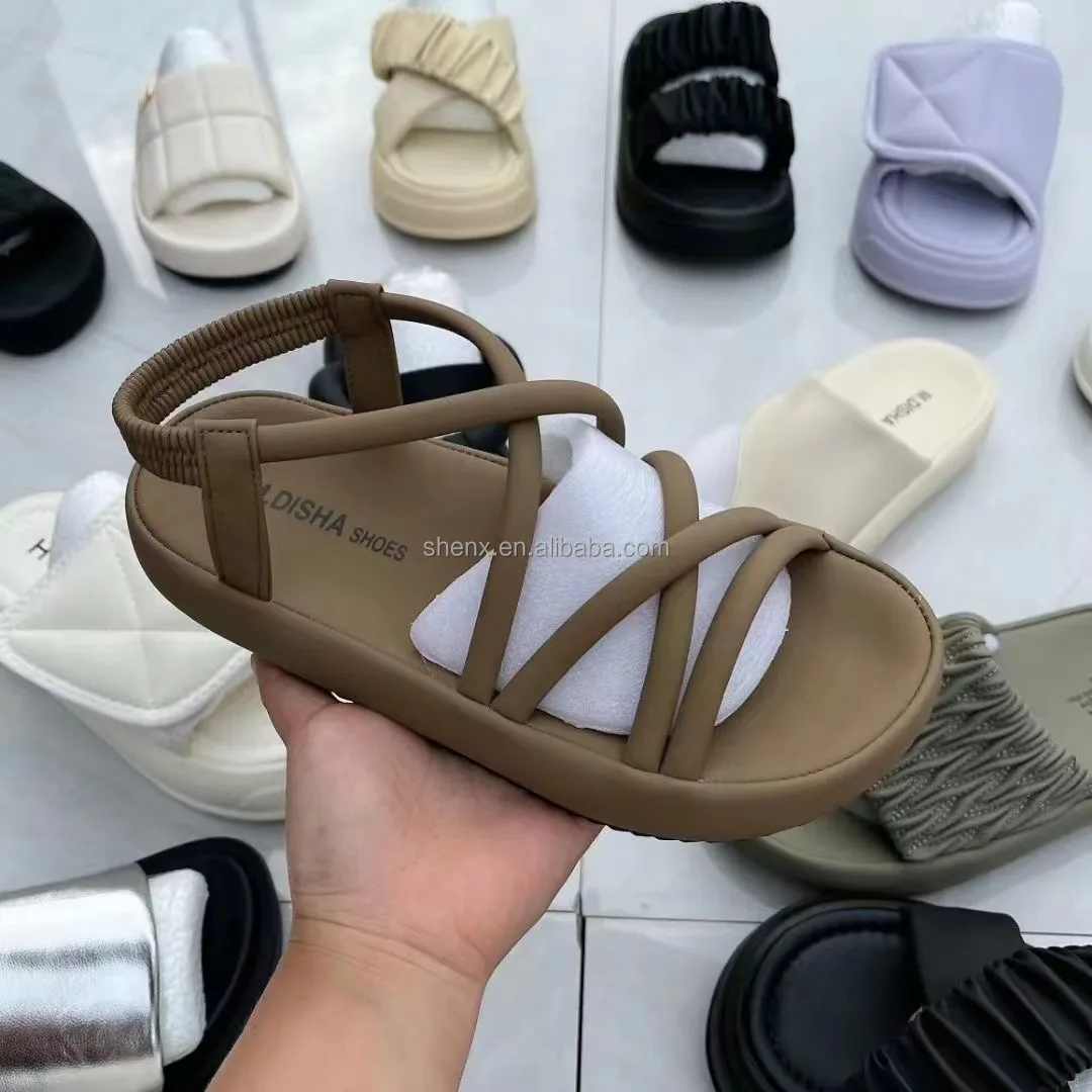 Factory Price Elegant Diamonds Slide Slippers Beach Walking Women Casual Shoes Flat Ladies Sandals