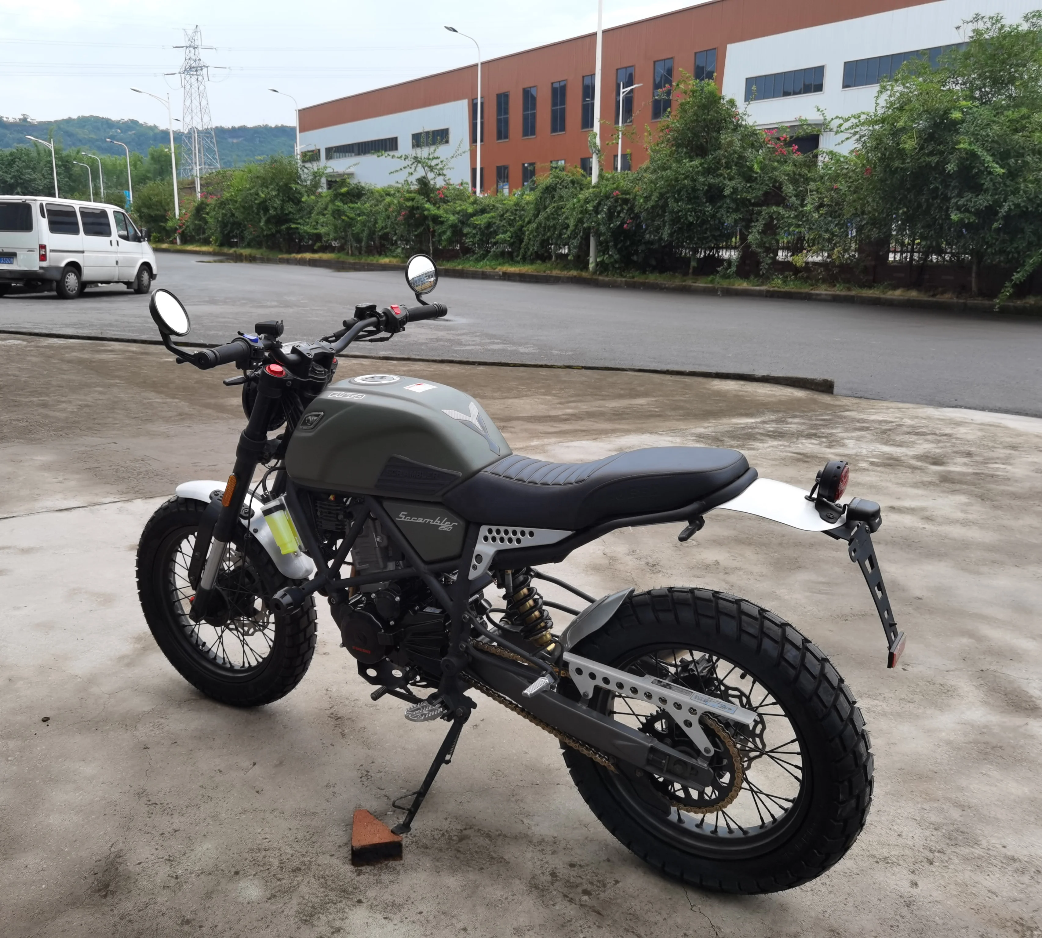 Китай 300cc мотоциклы FUEGO SCRAMBLER 300 мощный мотоцикл с водяным охлаждением No.22073105