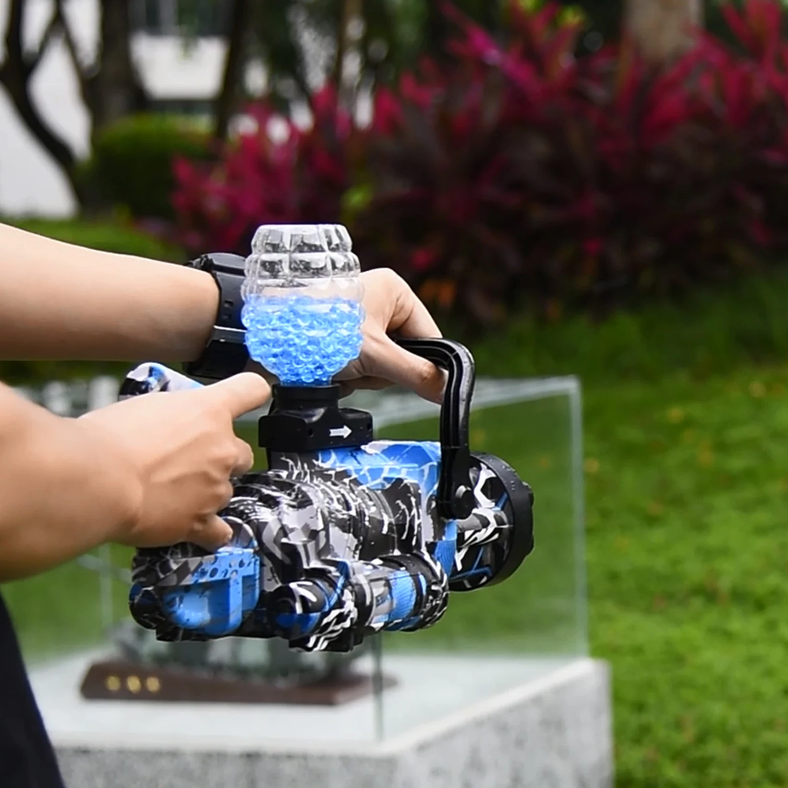 2022 Gatling Water Gel Beads Blaster Toy Guns Outdoor Shooting Games Toy Gel Water Ball Gun Bullet Gel Gun Electric For Fun