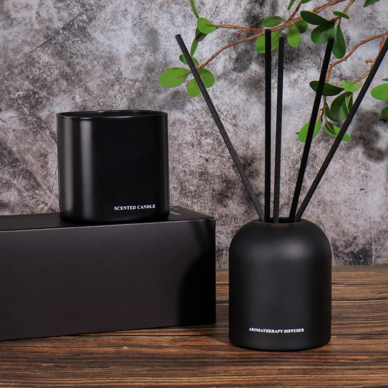 C&H wholesale private label customized amber agarwood scent Christmas gift home decor fragrance essential oil reed diffuser set