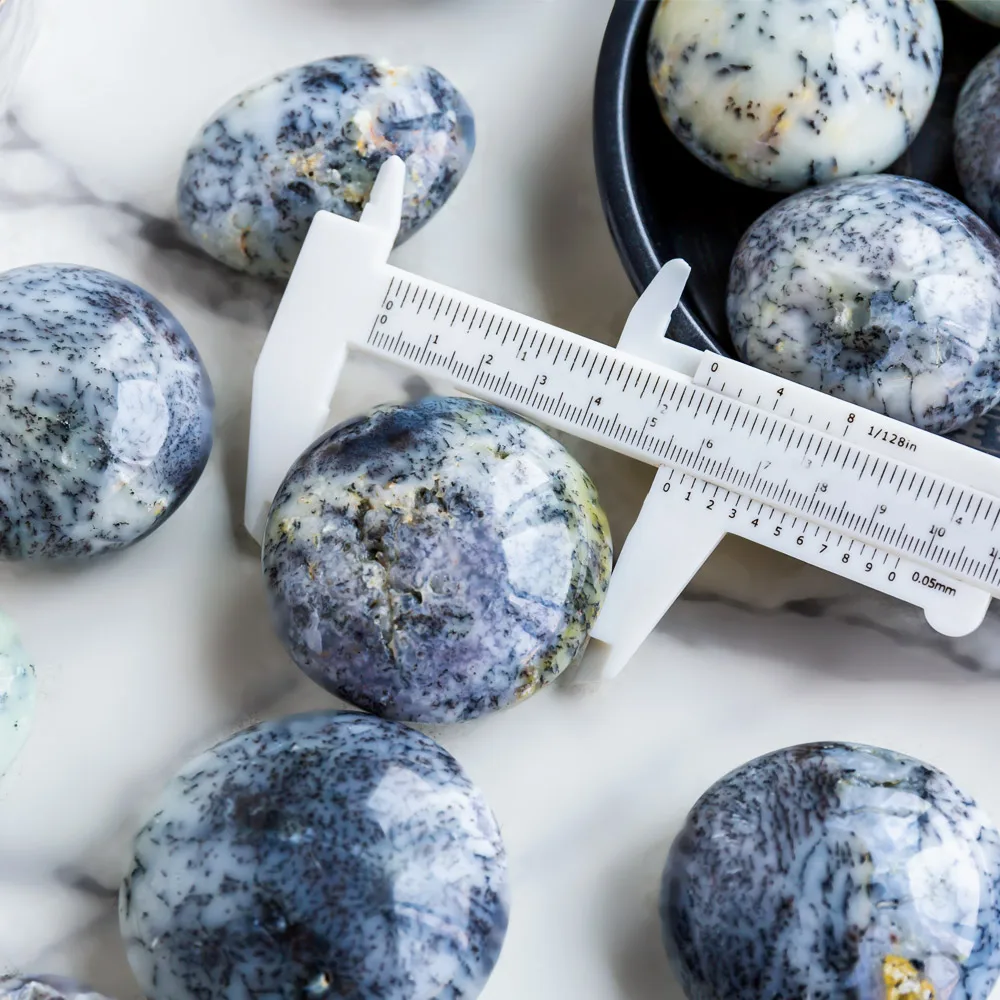 Best selling high quality natural folk crafts dendritic opal palm healing stone crystals for valentine day decorations