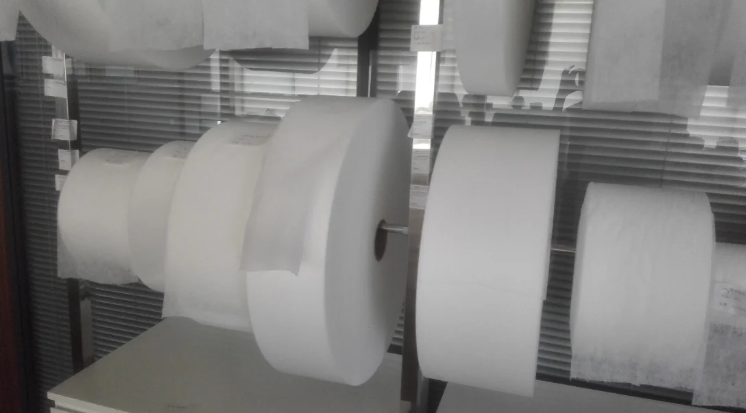 Spun Bonded Skin Friendly Light Weight Antistatic High Tear Strength Non Woven Fabric Support Customized