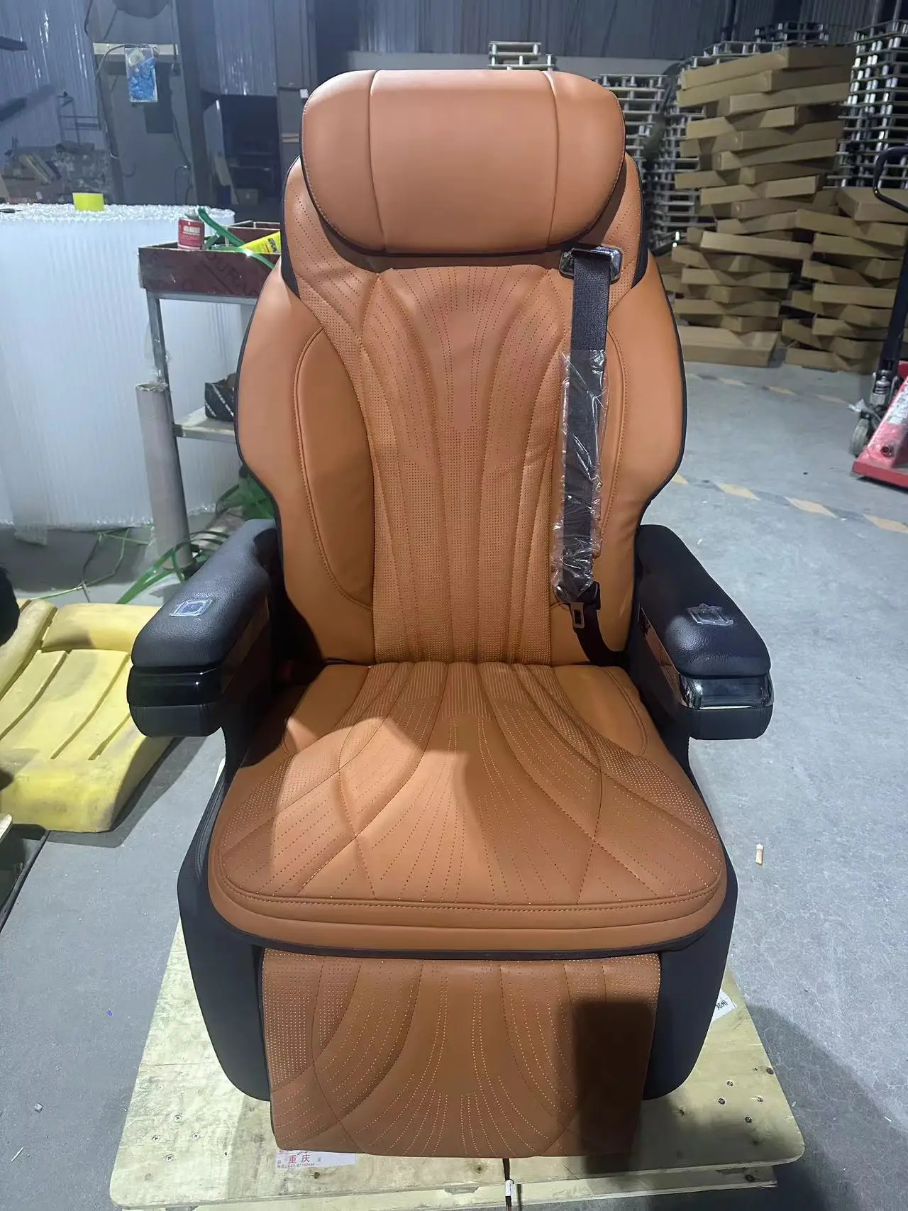 Luxury VIP Sofa Seat for  Alphard Sprinter Vito RV Motorhome Bus Van Made of PU Leather and PVC Material