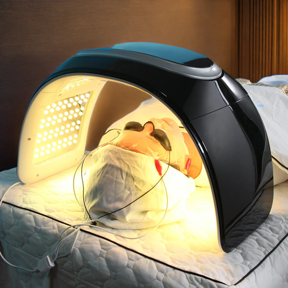 Newest 7 Color LED Light Therapy Skin Care Machine Red Light Therapy Device with Nano spray LED Facial Mask Beauty Equipment