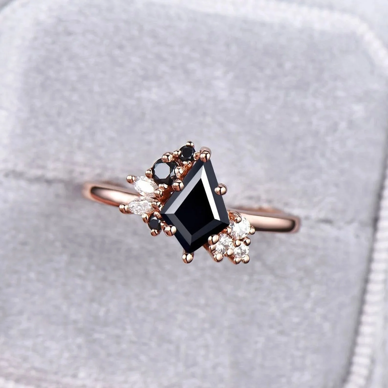 Kite Shape Fashion Gemstone 925 Sterling Silver Black Onyx Ring