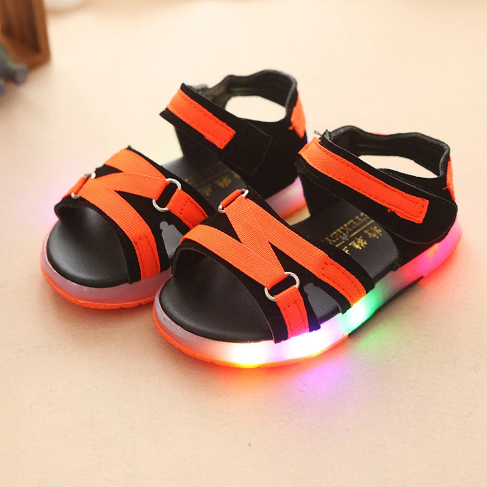 Оптовая продажа костюмы для маленьких мальчиков washablesandal обувь с подсветкой; Обувь малышей и детей постарше летние противоскользящие дышащие женские