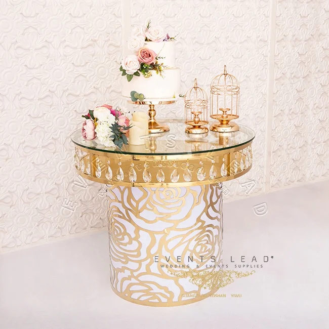 Luxury Rose Pattern Hanging Crystal New Design Round Gold Cake Table Wedding