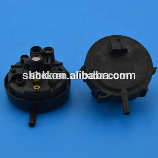 Water level pressure switch for sewage pump use