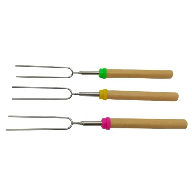 81083#Extendable BBQ hotdog roasting Telescoping fork with wooden handle
