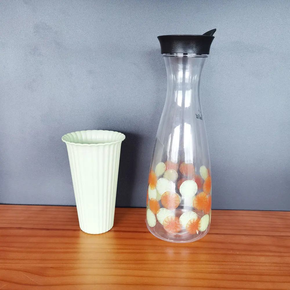 Real 1.5L  Wholesale custom plastic carafe beverage bottles