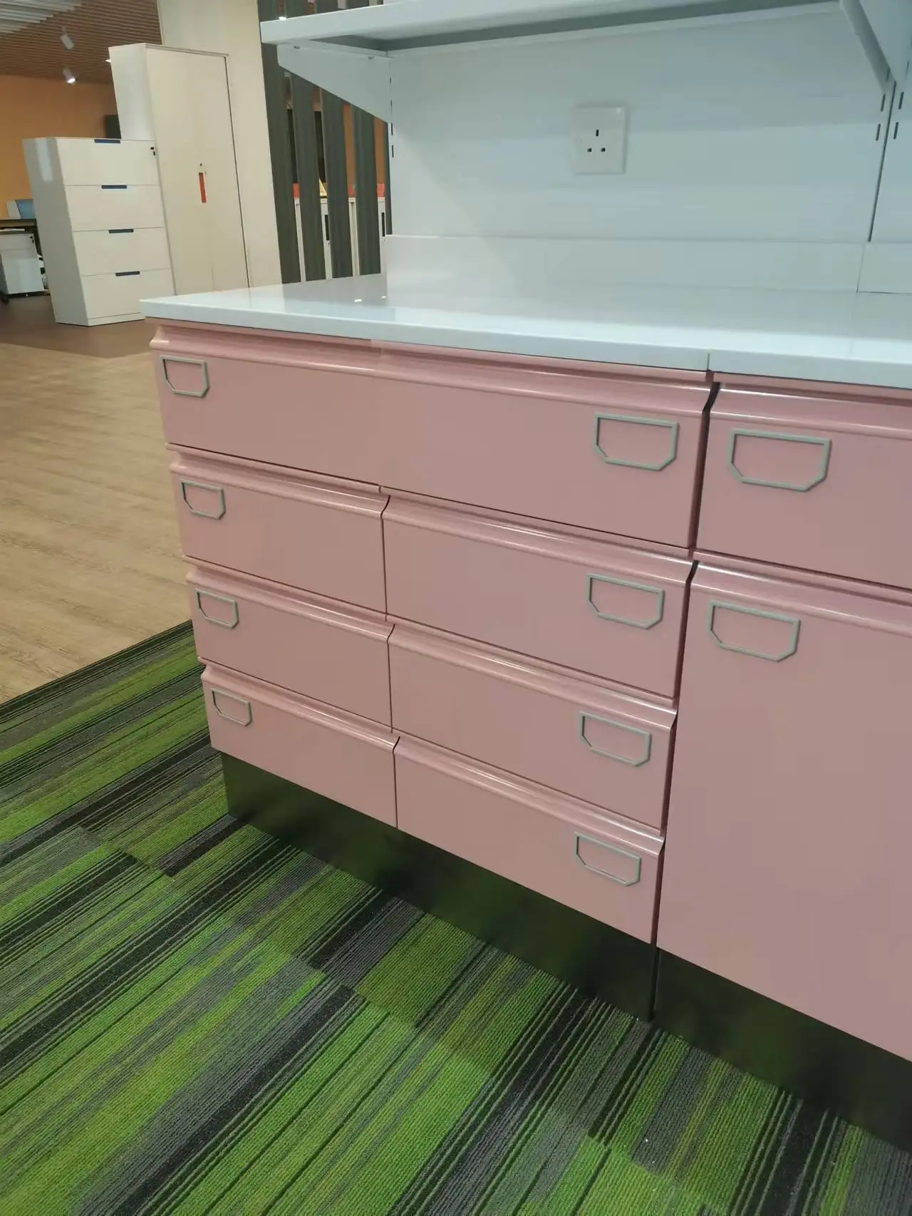 High Quality Hot Sell  Laboratory Metal Work Bench furniture