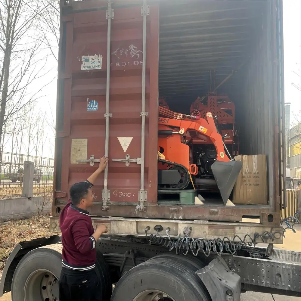 Cheap Diesel 350KG 450KG Earth-moving Handling Mini Skid Steer Loader snow cleaning Skid Steer Loader For Sales