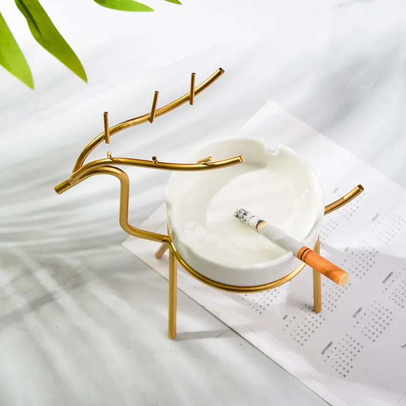 
Nordic Style Ins Light Luxury Gold Cartoon Elk Shape Ashtray Exquisite Ornament Table Top 