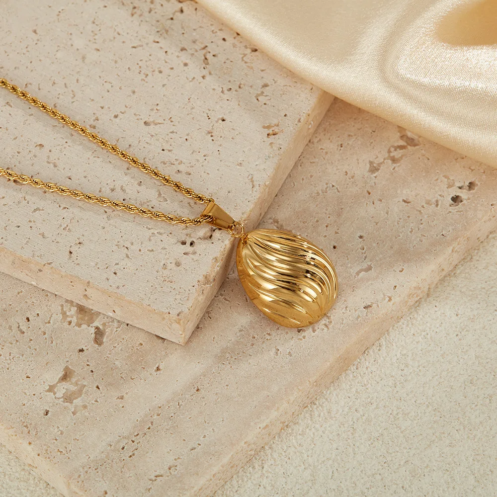 INS Best Selling 316L Stainless Steel Textured Pendant 2024 Trendy Waterproof Jewelry Charms Necklaces for Women