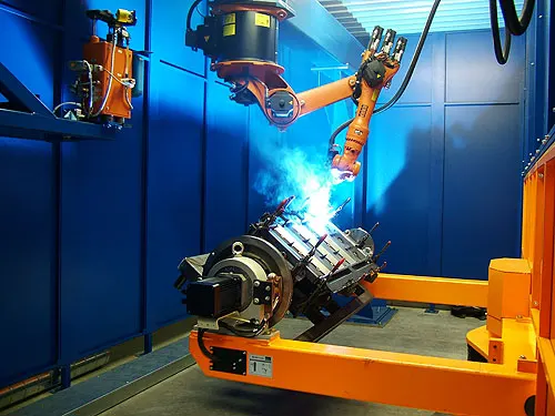 Industrial Automatic Welding Robot KUKA KR120 R2700-2 Robotic Arm 6 Axis With Welding machine