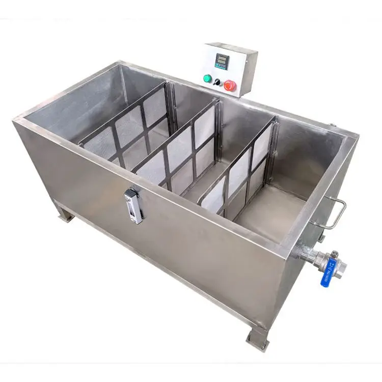 Factory Supplies Best Price Honey Processing Stainless Steel Honey Settling Tank Honey and Wax Separator Tank