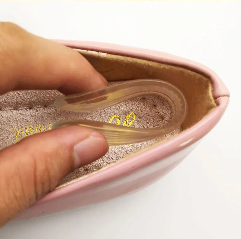 Hot selling moon-shaped corrugated anti-wear shoes with soft and flexible rear heel not afraid of folding