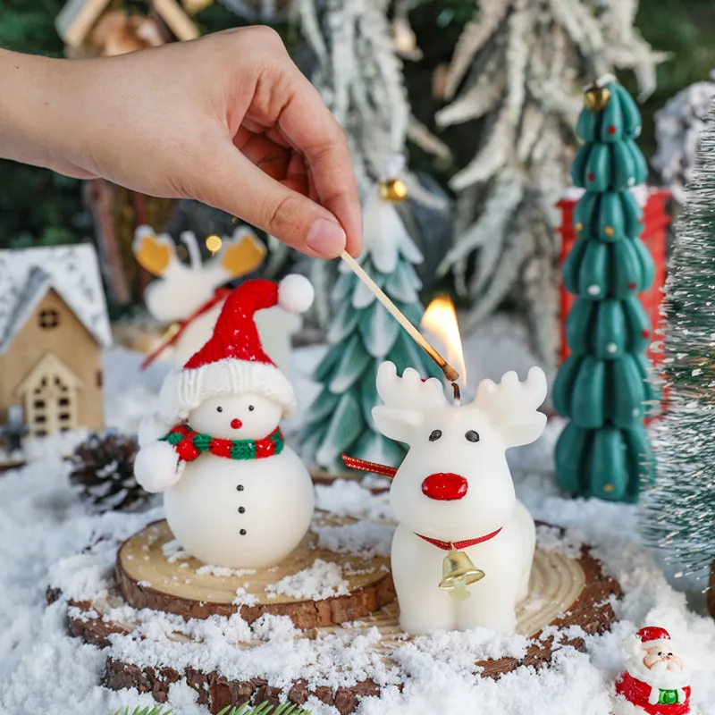 Wholesale Cute Christmas Scented Candles Snowman Elk Shaped Candles Gift Fragrance Aromatherapy Candles For Christmas Decoration