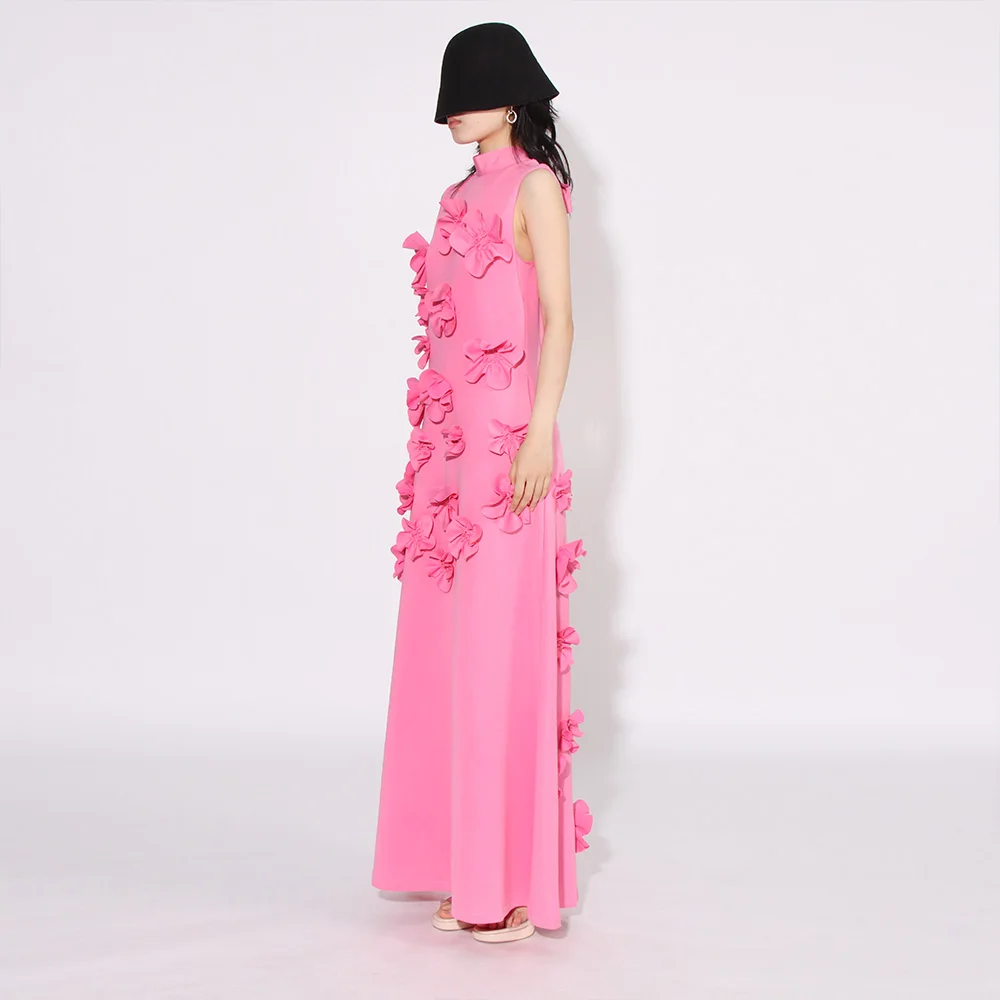 TWOTWINSTYLE 2024 New Socialite Style Three-Dimensional Flower Design Stand Collar Sleeveless Knee-Length Dress