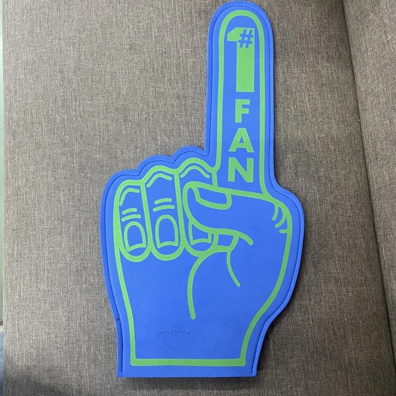 Перчатки из пенопласта