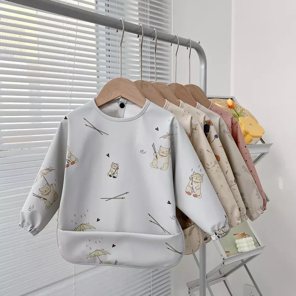 NO MOQ Custom Good Price baby  waterproof feeding long sleeves apron Anti-smudge for children soft baby bibs apron