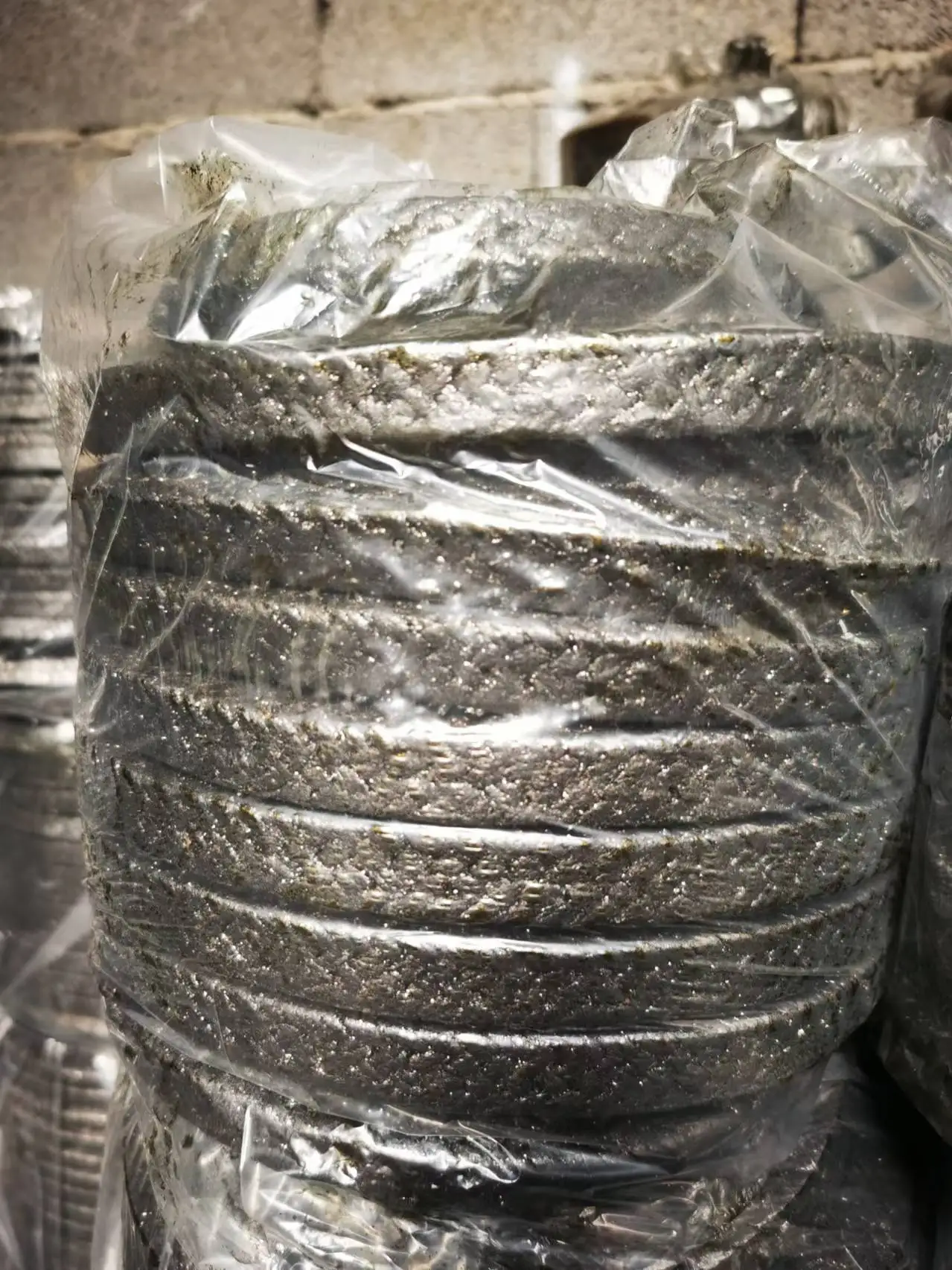 Hot Sale Oil Non Asbestos Graphite Gland Packing for Pump & Valve