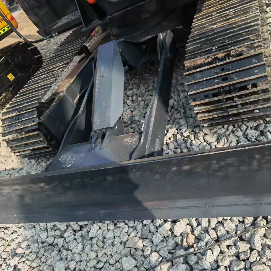 Used DOOSAN ZX70 Excavator Competitive Price 22Ton Operating Weight Core Gearbox Engine Pump Motor Core Components