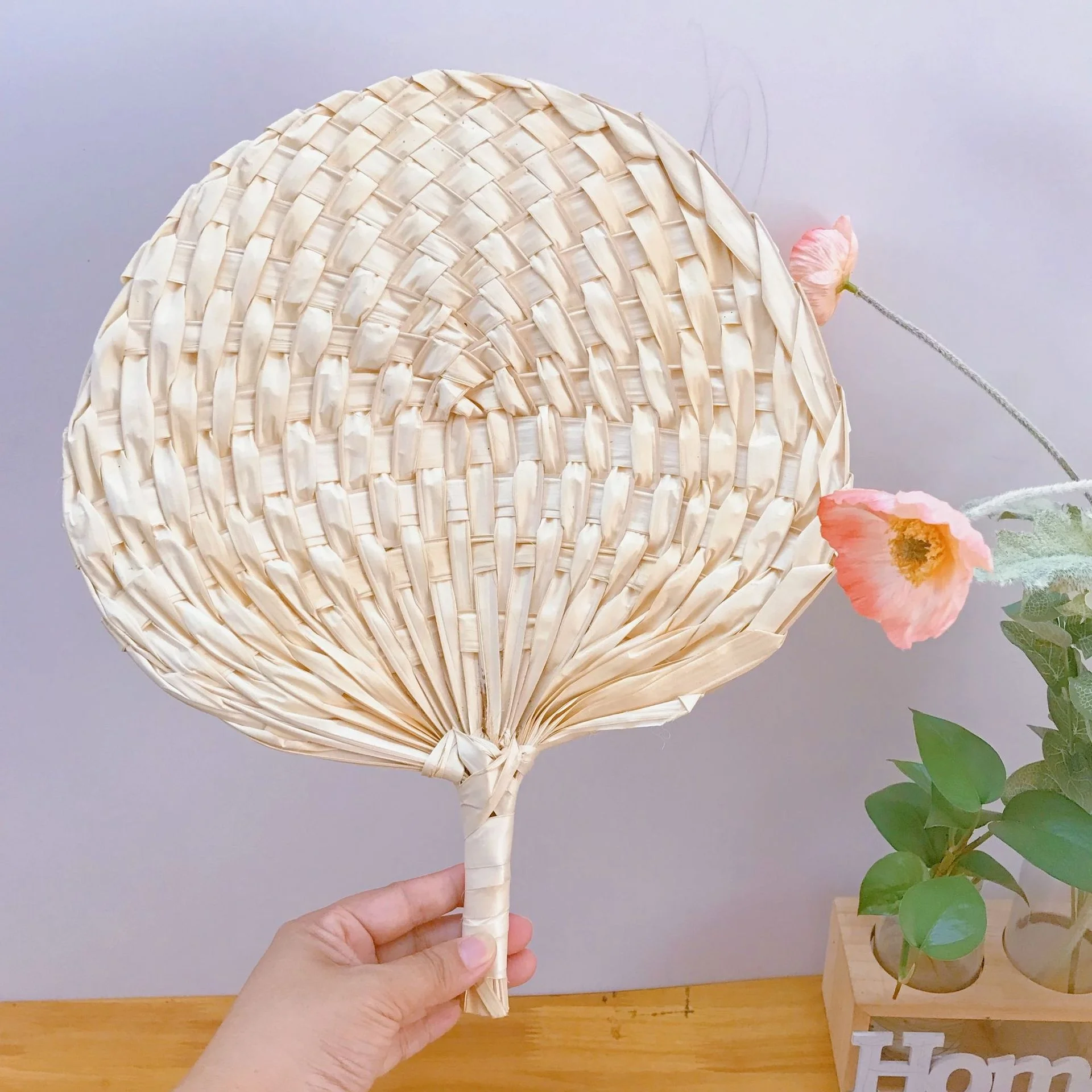 Cattail Leaf Fan Retro Handwork Weave Straw Fan Summer Style Musa Basjoo Palm Hand-woven Fan