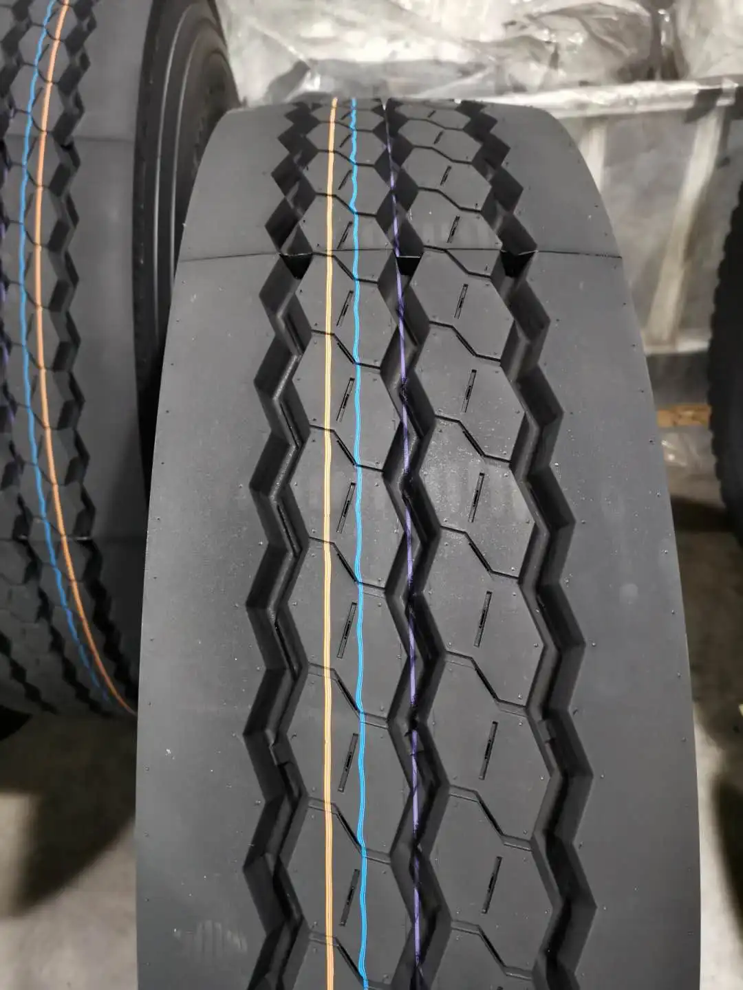  295/80R22.5 рисунок протектора привода B878 JOYALL бренд TBR Новая шина для