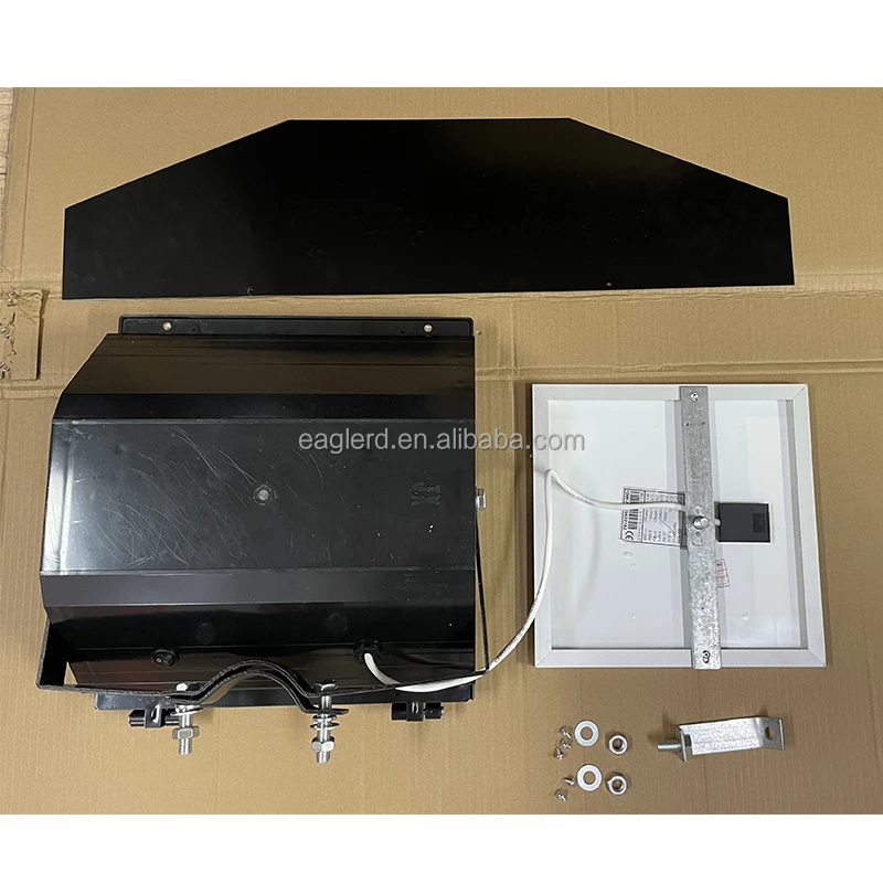 Solar Powered  Yellow LED Flashing Traffic Safety Warning light