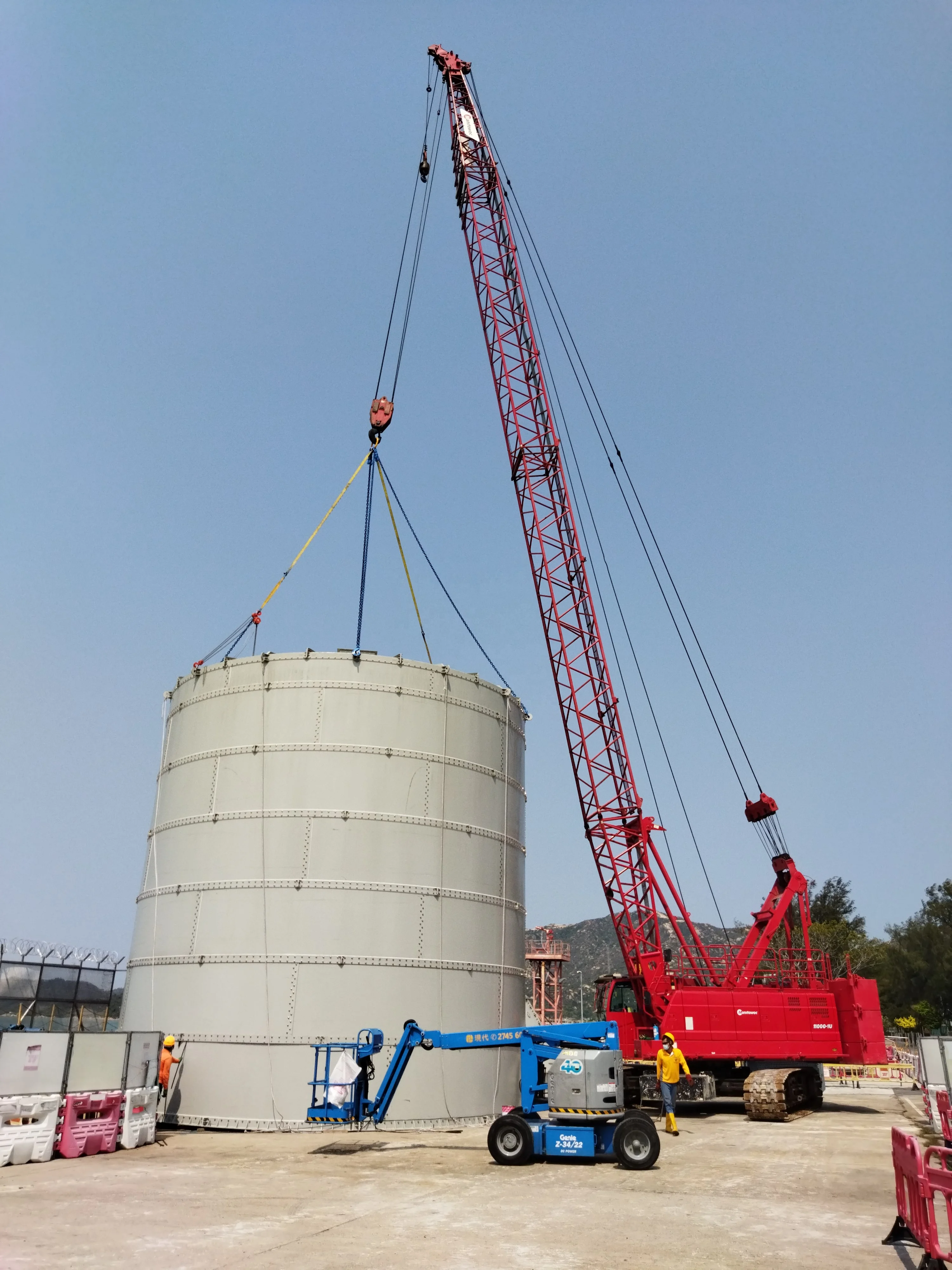 Low Price concrete mixer batching plant bolted cement silo for sale