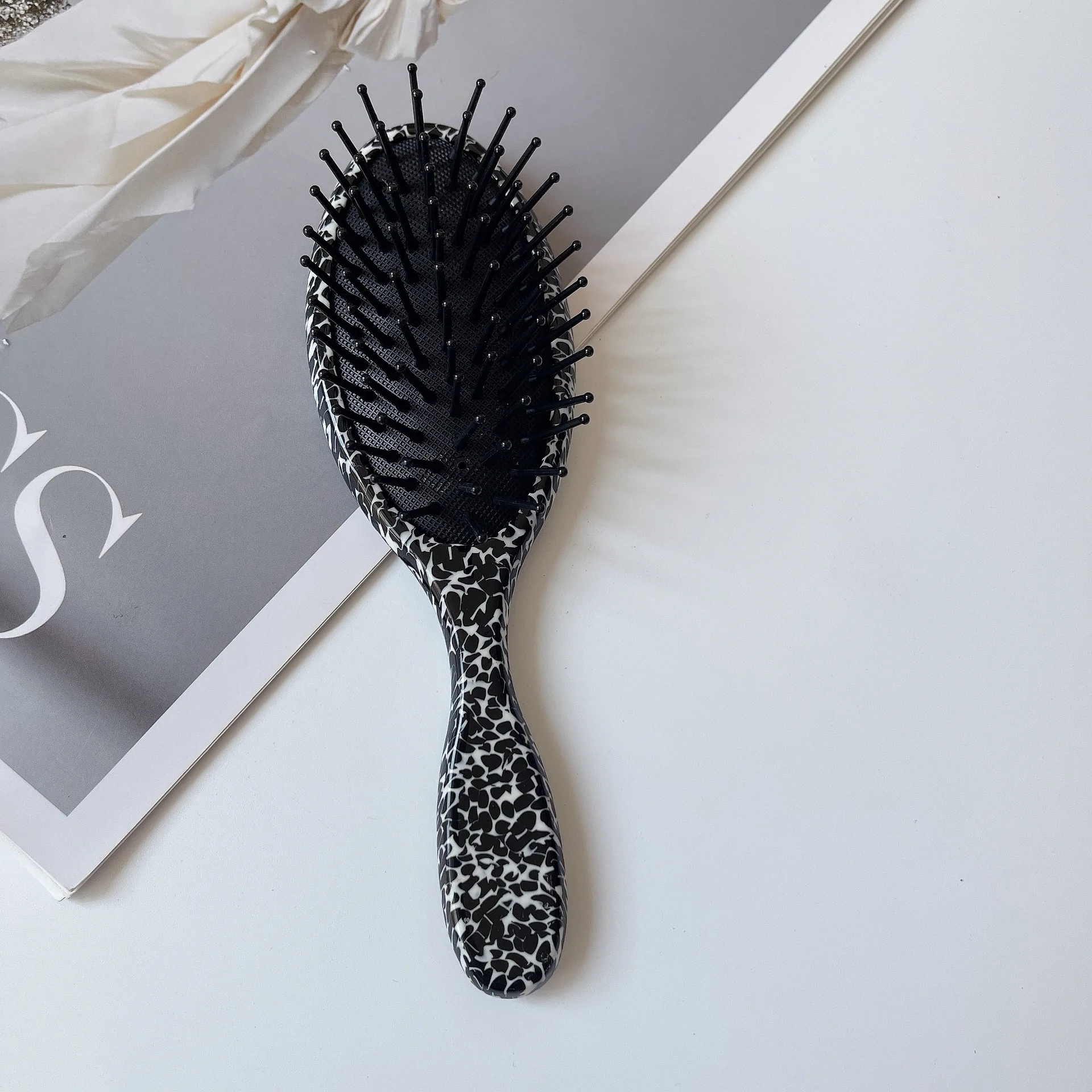 Yi YHJ Wholesale Custom Logo Cushion Home Use Comb Makeup Comb Sets Acetate Hairbrush Anti-static Air Cushion Comb For Women