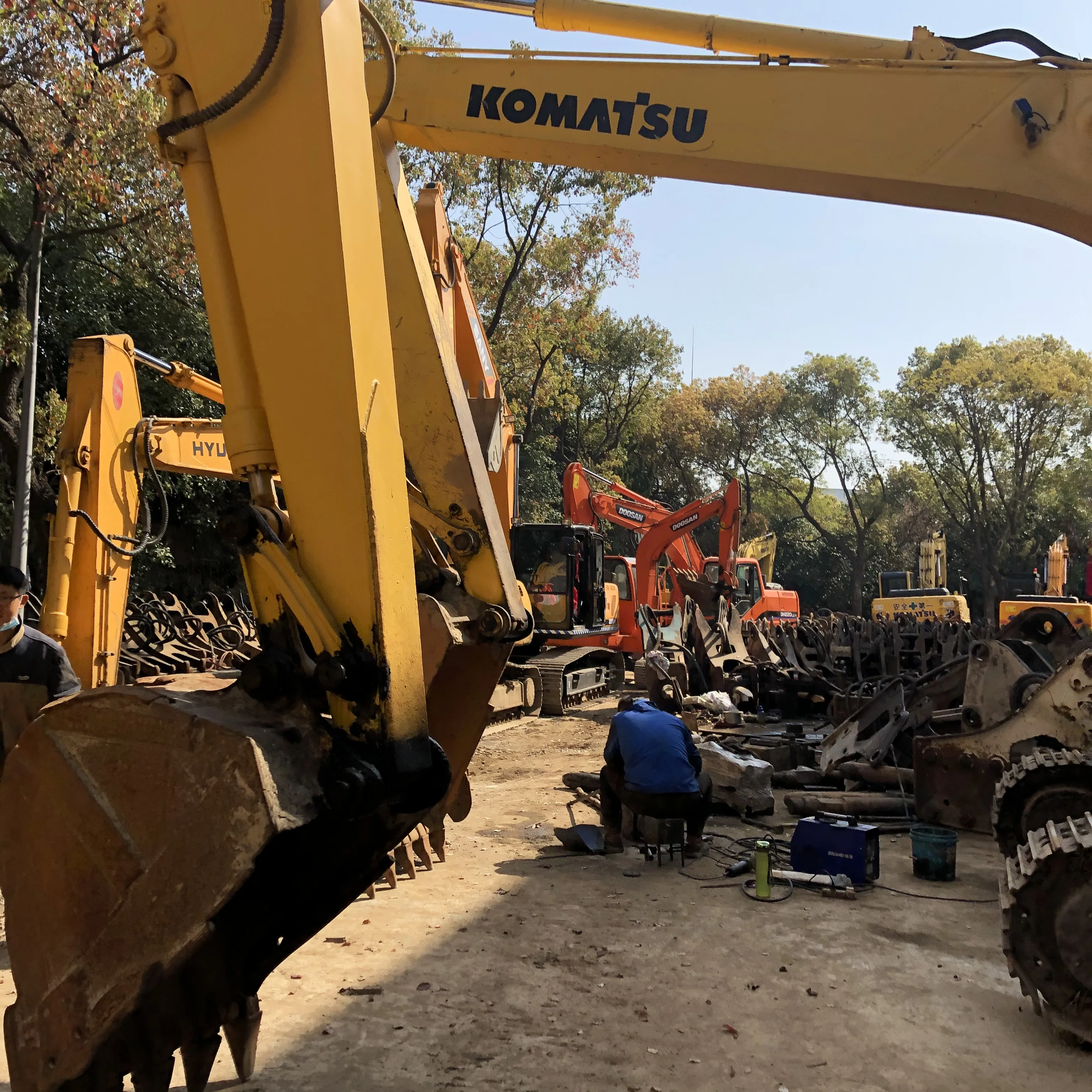  12-ти тонная/3800 часов/низкая цена komatsu pc120-6e/pc220/pc120/pc128/pc78 экскаватор для продажи в Шанхае Китай (материк)