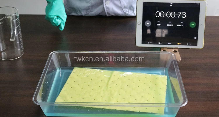 Universal Absorbent Oil Spill Control Medical Liquid Mat Containment Made Of Polypropylene Fiber With Woven Fabric For Pad