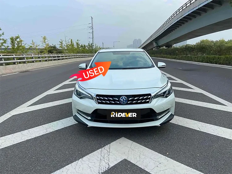 Dongfeng Nissan Venucia D60 Used 2018 Car 1.6L Manual Intelligent Elite Edition petrol vehicle