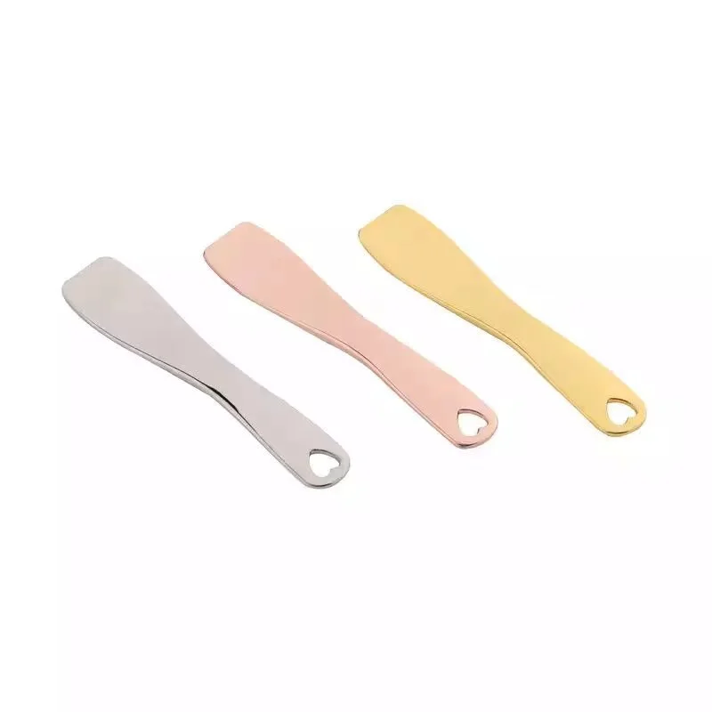 2021 New Arrival Custom Private Label Heart Mini Cosmetic Spatula Portable Handheld Face Cream Spoon Best Eye Cream Scoop