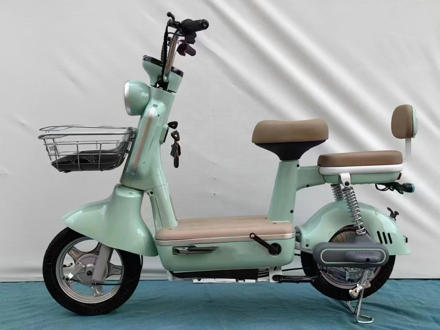 New Electric Car Manufacturers Direct Sales Modern 48 Volt New National Standard Electric Bike Wholesale